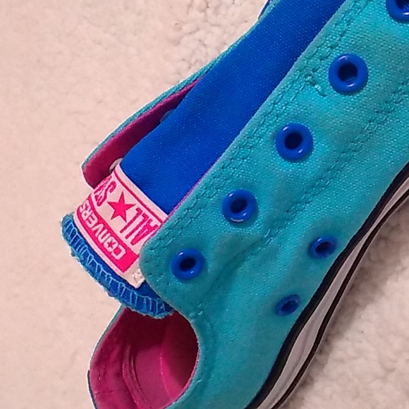 Converse Teal and Blue slip on shoe - Picture 3 of 7